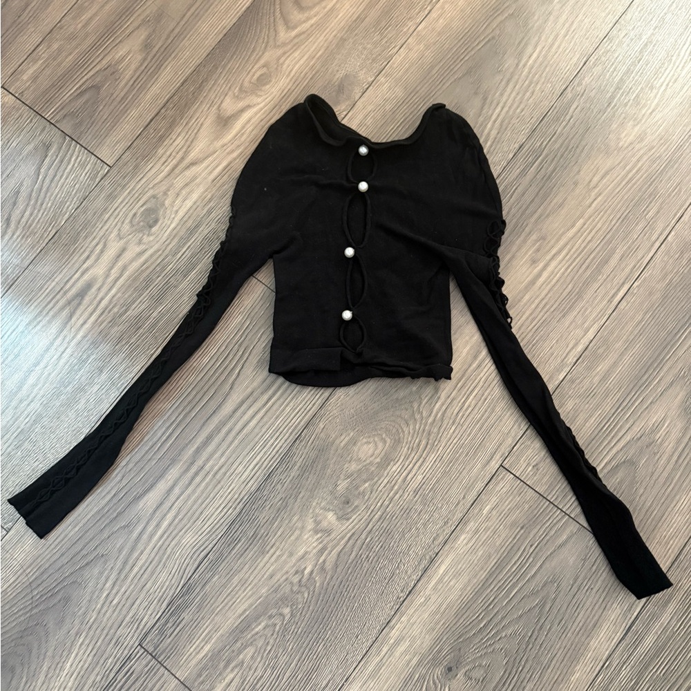 POSTER GIRL cut out shirt